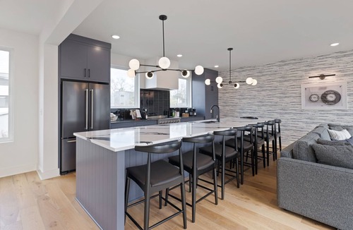 Chestnut Hill House | The Ashford | New Retreat Near WeHo