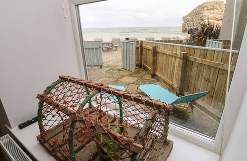 South Shields Cottage | The Beach Apartment