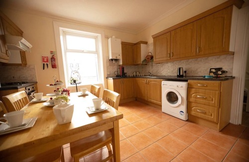 South Shields Apartment | The Beach House - 3 Bedroom Coastal Escape in South Shields.