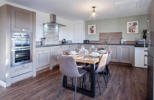 Ludchurch Cottage | The Beacon - 3 Bed - Ludchurch