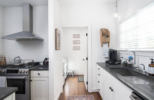 Blowing Rock House | The Blake on Main St- NEW LUXURY RENTAL ON MAIN STREET BLOWING ROCK
