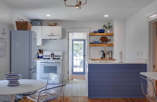 Southwest Raleigh House | The Blue Bungalow- NC State, ITB, Cameron Village