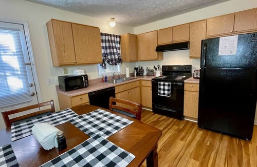 Sylva Apartment | The Blue Door at Sylva Home Base Apartments
