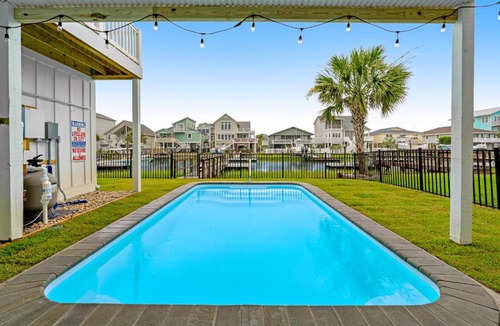 Ocean Isle Beach House | The Blue Whale Inn