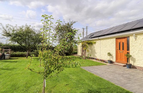 Overton-on-dee House | The Brambles