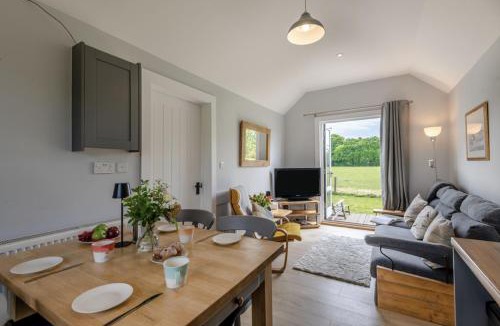 Abbess Roding House | The Burrow