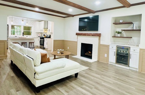 Charlotte House | The Carmel House, fully renovated in South Park Area.