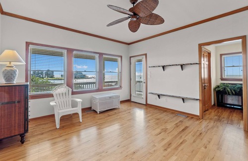 Brigands' Bay House | The Carolina Moon | Canalfront | Frisco | Sleeps 8