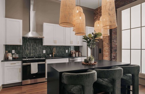 Arts District House | The Carraway Suite Luxury Walk to Broadway!