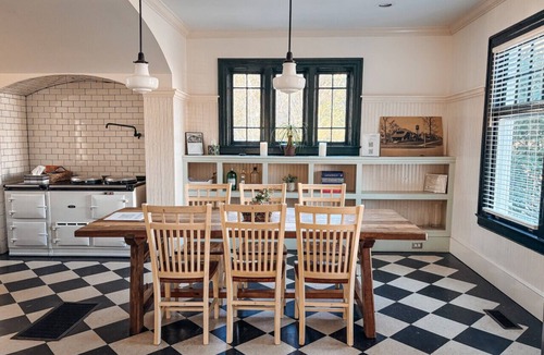 Greensboro Apartment | The Cinderella House