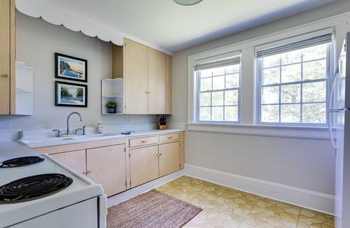 Downtown House | The City Charmer- Mordecai- 5 min to DWTN/Pets