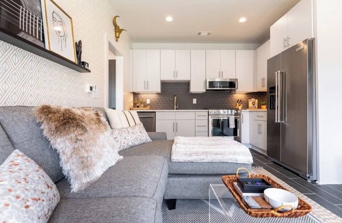 Hillsboro Village Condo | The Commodore - Steps Away from Hillsboro Village