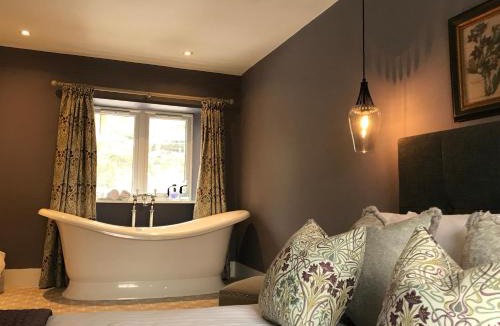 Dunblane House | The Cottage