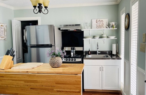 Cordova House | The Cottage