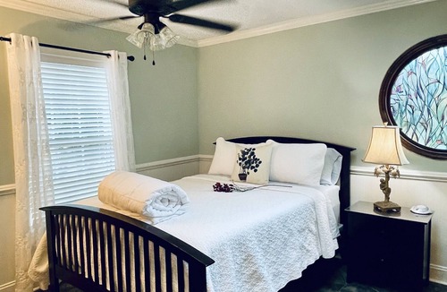 Cordova House | The Cottage