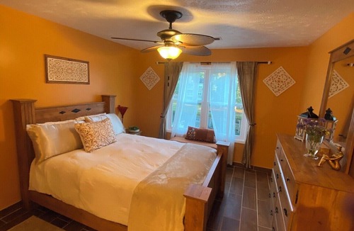 Westover Condo | The Cozy Family Retreat, Fayetteville, Fort Liberty, Airborne Paratroopers
