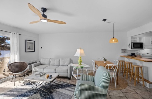 Fairfield Harbour Condo | The Crow's Nest