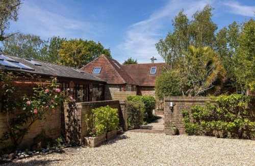 Sidlesham House | The Dairy - Spacious 3 bed barn in Sidlesham