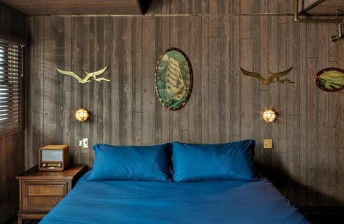 Talbot's Corner Hotel | The Dive Motel and Swim Club