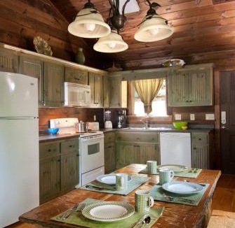 Aquone House | The Dogwood Breeze
