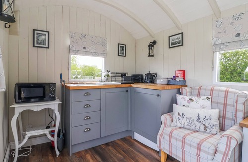Mappleton Cottage | The Dragonfly