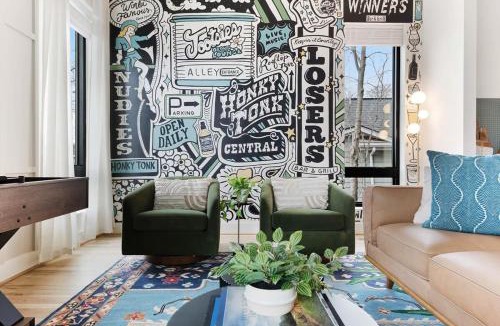 Eighth Avenue House | The Duet - Rooftop Lounge - 5 Mins to Broadway