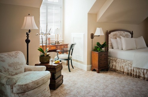 Myers Park Bed & Breakfast | The Duke Mansion