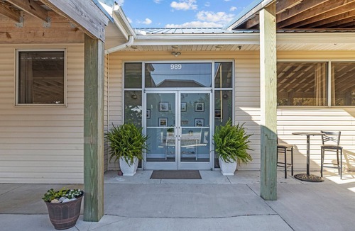 Harkers Island Apartment | The Easterd Retreat