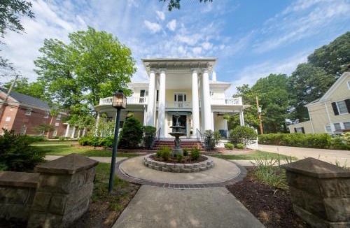 Edenton Bed & Breakfast | The Edenton Collection-The Granville Queen Inn