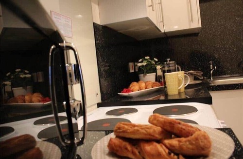 Wrexham Apartment | The Eisteddfod 2 Bed Apartment | Central Wrexham