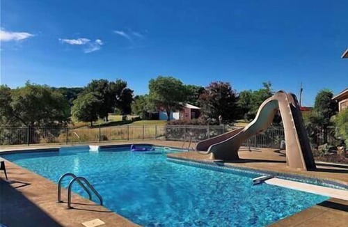 Goodlettsville House | The Estate GuestHouse w/Luxury Pool - 5 Star R&R