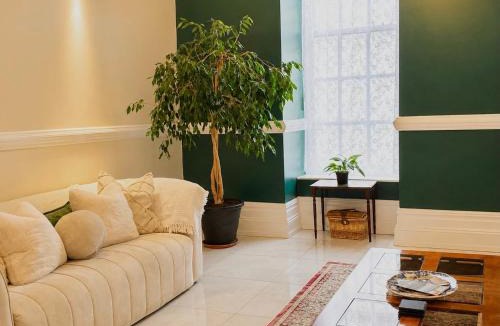 Brecon Apartment | The Fig Tree