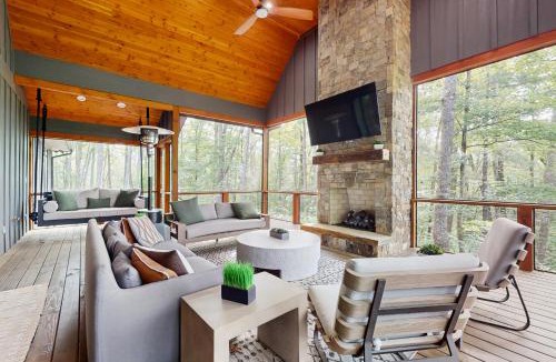 Cashiers House | The Fox Den