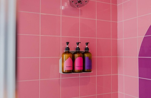 East Hill Hotel | The Gallatin (Cozy Full 313) Close to Downtown