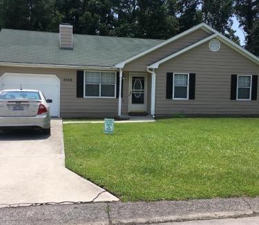 Piney Green House | The Great Escape With Friends & Family & Pets!
