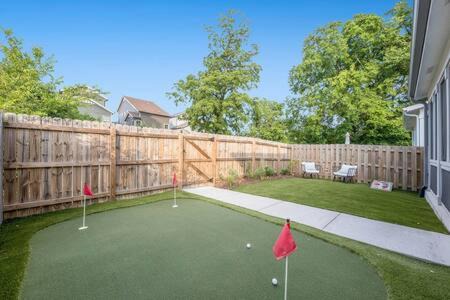 Hope Gardens House | The Hadley House - Cozy Porch & Fenced in Backyard