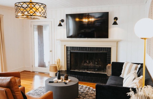 New London House | The Haven on Badin