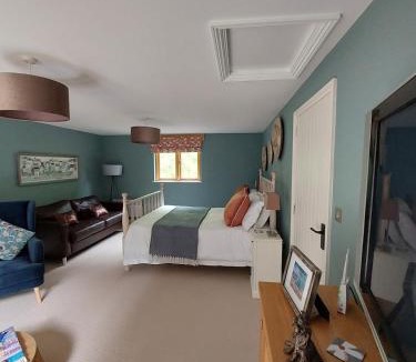 Diddlebury Apartment | The Hen Den