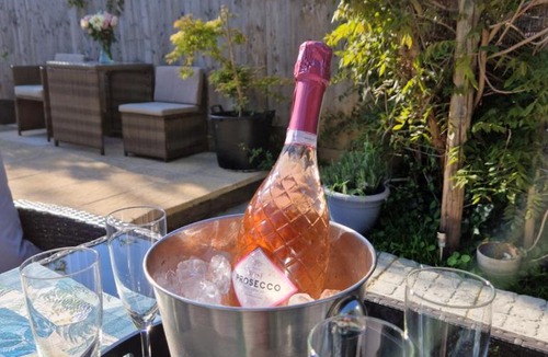 Wareham House | The Hideaway - Central Wareham