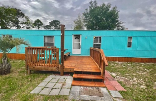 Myrtle Grove House | The Hideaway, Cozy pet friendly place to stay minutes to the beach.