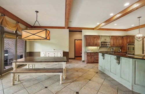 Goodlettsville House | The Hillside Estate - Private Retreat w Pool