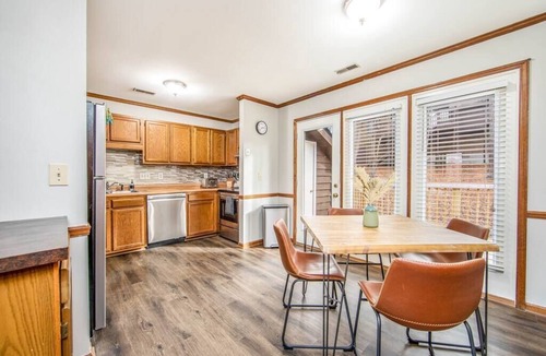 Fayetteville Apartment | The Homeplace Abode S