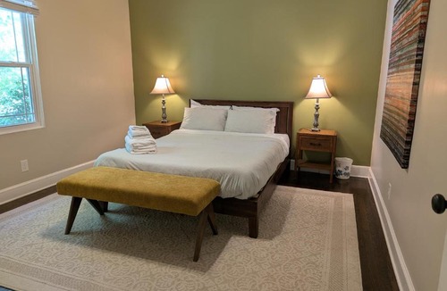 Durham House | The Homestead Bungalow 2BR Den, Pets OK