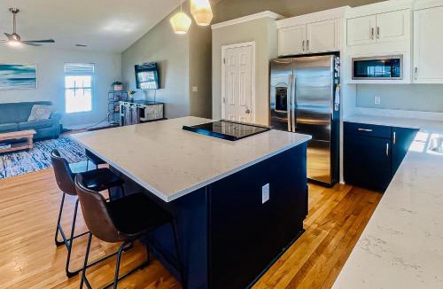 Surf City House | The Hornet's Nest