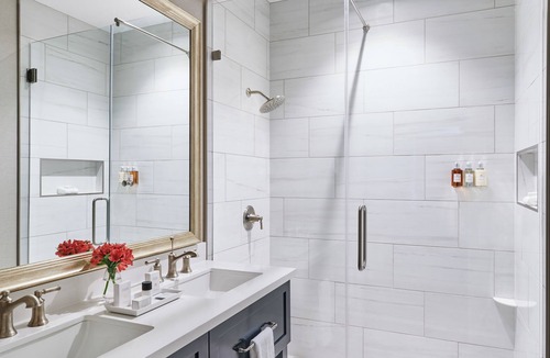 Elon College Hotel | The Inn at Elon