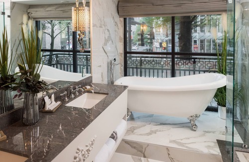 Charlotte Center City Hotel | The Ivey's Hotel