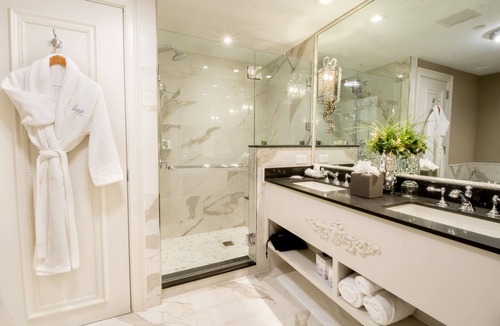 Charlotte Center City Hotel | The Ivey's Hotel