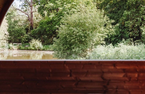 Ford Cabin | The Lake House - Private Hot Tub