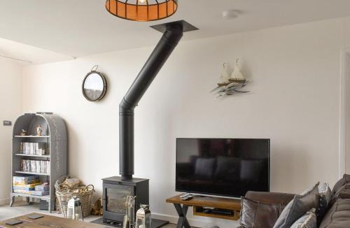 Padstow House | The Lily Pad