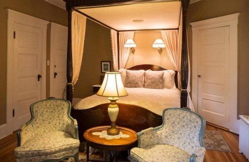 Historic Montford Bed & Breakfast | The Lion and the Rose B&B